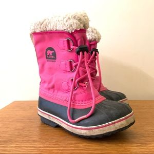 Girls Pink Sorel waterproof snow boots